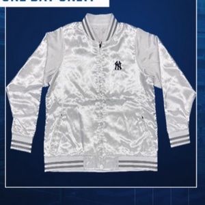New York Antigua White Strut Jacket satin bomber brand new NY YANKEES yanks nyc
